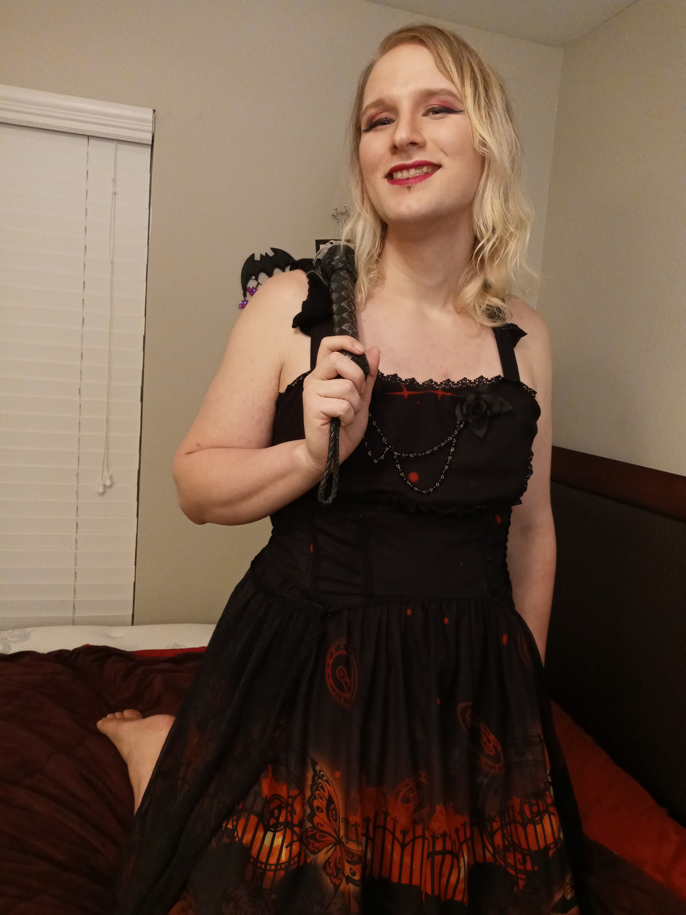 Sweetly Sadistic Mistress Amelia Seeks New Submissives 